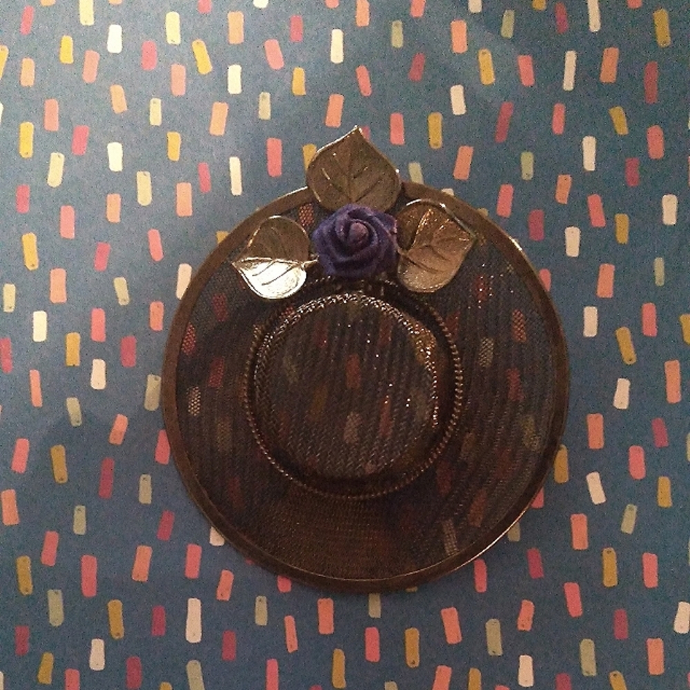⬇️Handmade Pin/Brooch - Picture 3 of 4